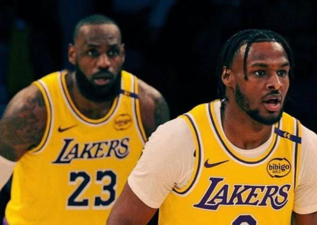 星空体育APP-【早报】失去的我要拿回来！巴萨4比1复仇拜仁！