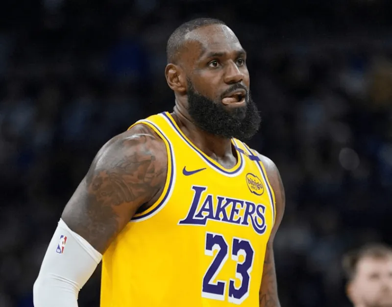 星空体育首页-詹姆斯生涯各队助攻榜排名：热火第六、湖人第五、骑士第一