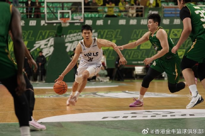 星空体育平台-客场告捷！阿诺斯克27分15板 中国香港金牛战胜江西鲸裕清酒