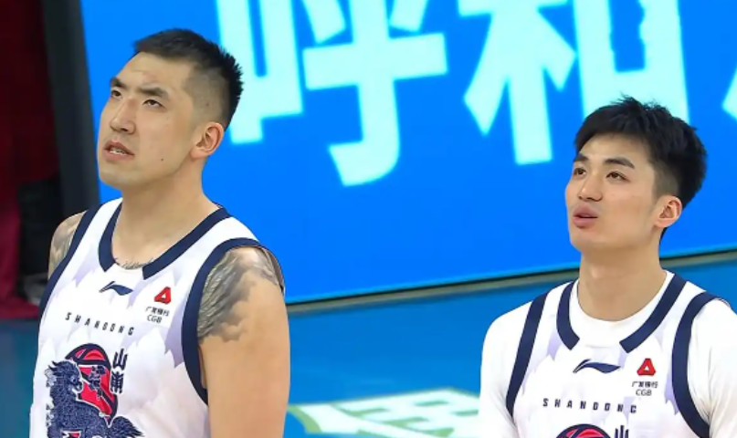 星空体育平台-13分逆转+压哨绝杀！山东男篮89-88胜浙江，昂首挺进俱乐部杯四强