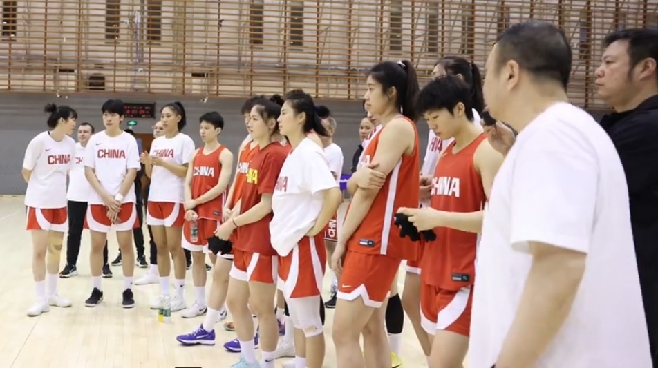 星空体育首页-效仿男篮！中国女篮春节未放假集训 备战女篮世界杯资格赛