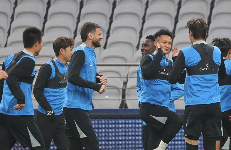 星空体育首页-阿利米没有廖妈更不行！左后卫首发大概率曹海清，孙康博或迎首秀