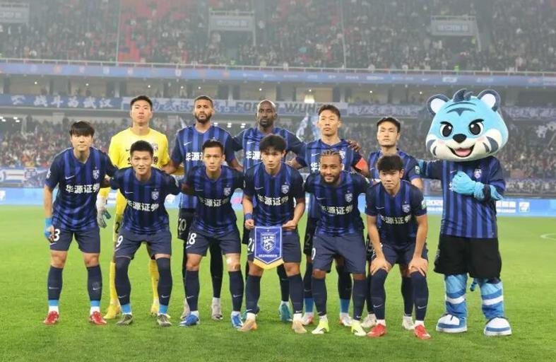 星空体育首页-阿利米没有廖妈更不行！左后卫首发大概率曹海清，孙康博或迎首秀