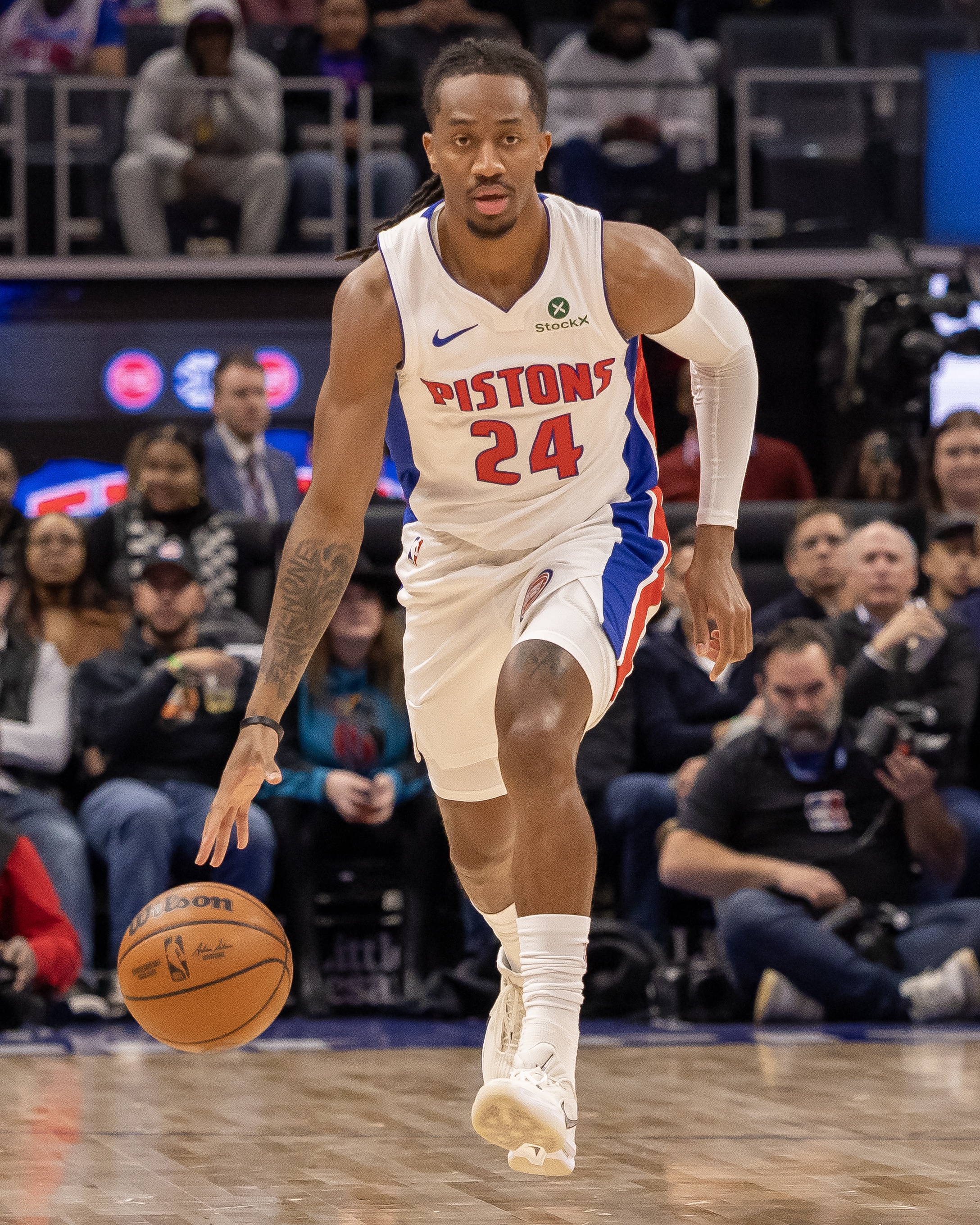 星空体育平台-神奇小子詹金斯！两次绝平又来准绝杀 落选秀成活塞主力不靠运气