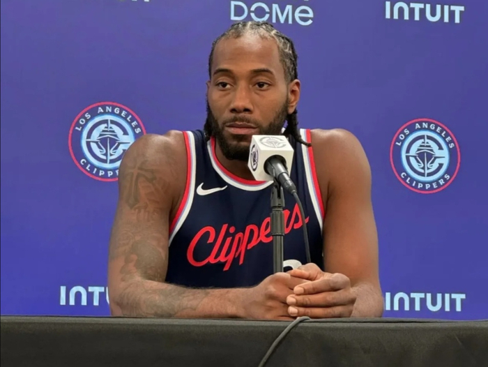 星空体育平台-再见快船！再见洛杉矶！伦纳德1换5交易曝光，网友：白菜价|小卡|选秀权|活塞|洛杉矶快船队|詹姆斯·哈登_新浪体育_新浪新闻